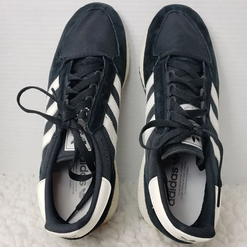 adidas Forest Grove Mens Sneaker Size 11 Black Suede Shoes